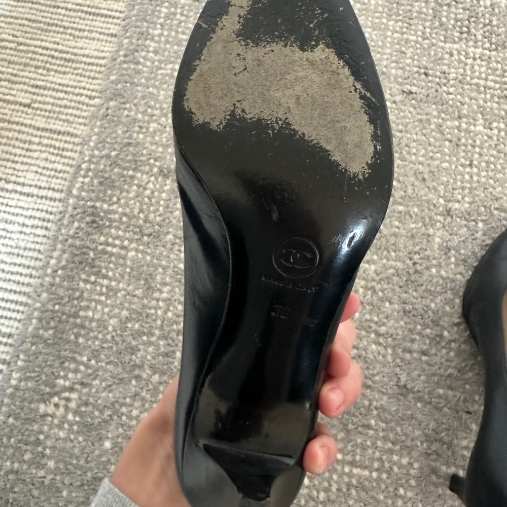 Vintage Chanel Kitten Heels 38 - Picture 4 of 6